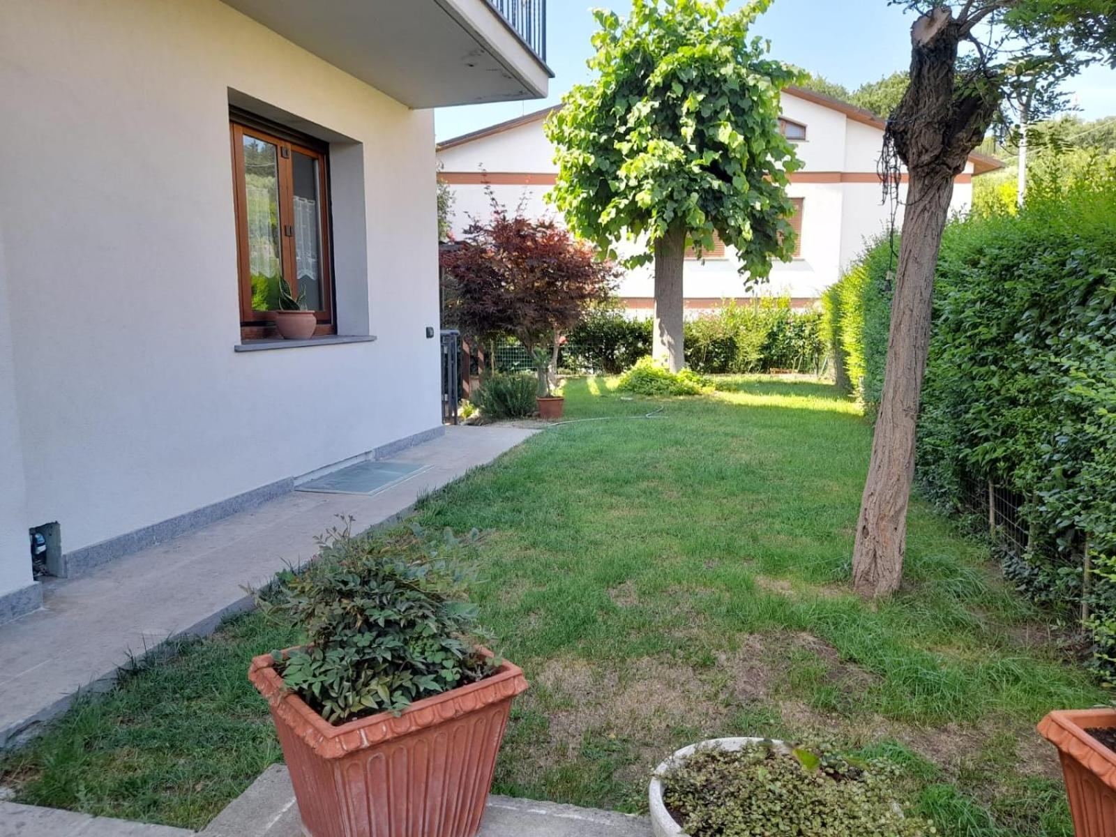 Casa Palombara - Baschi Apartment Exterior photo
